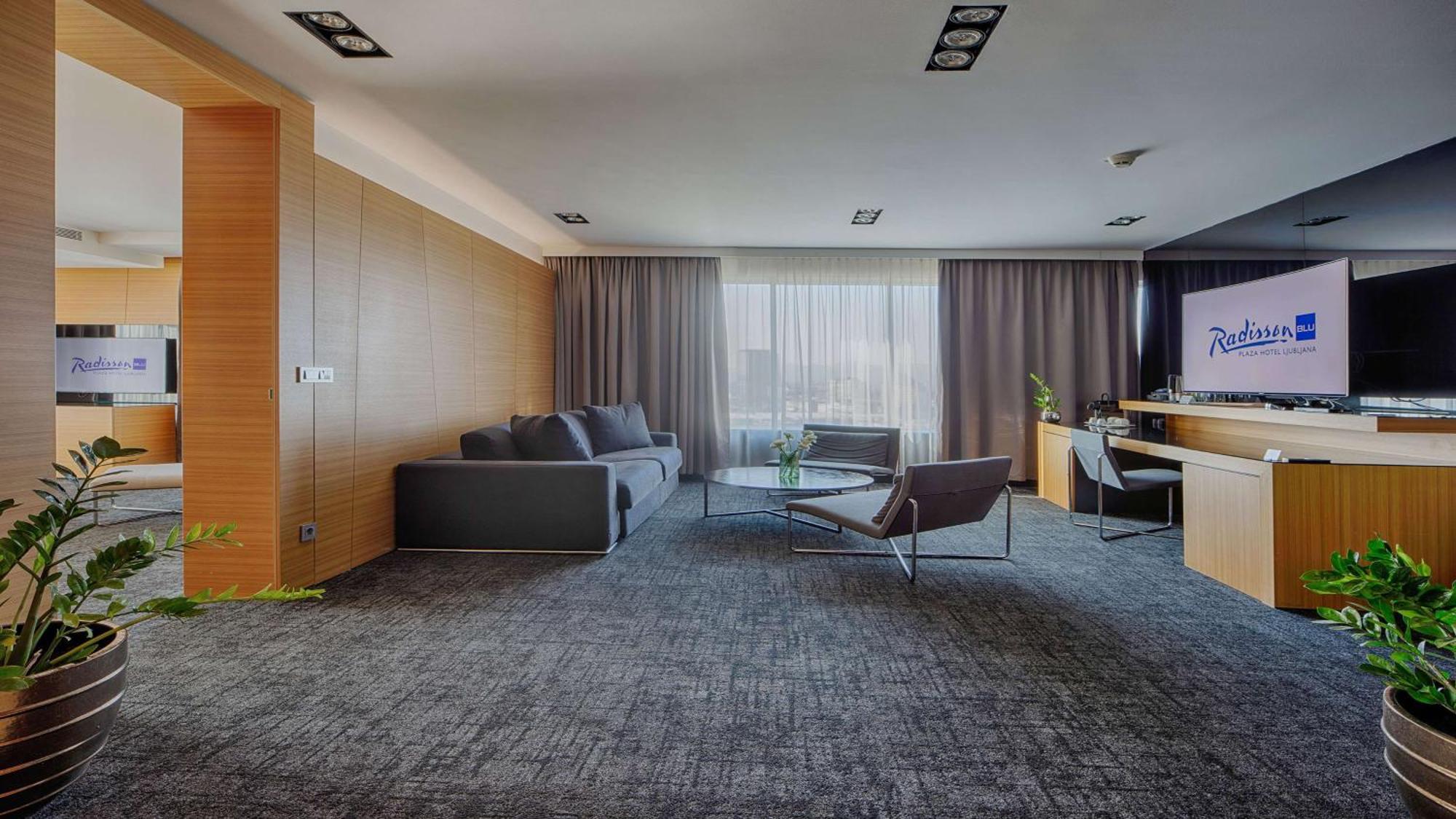 Radisson Blu Plaza Hotel Ljubljana Kültér fotó